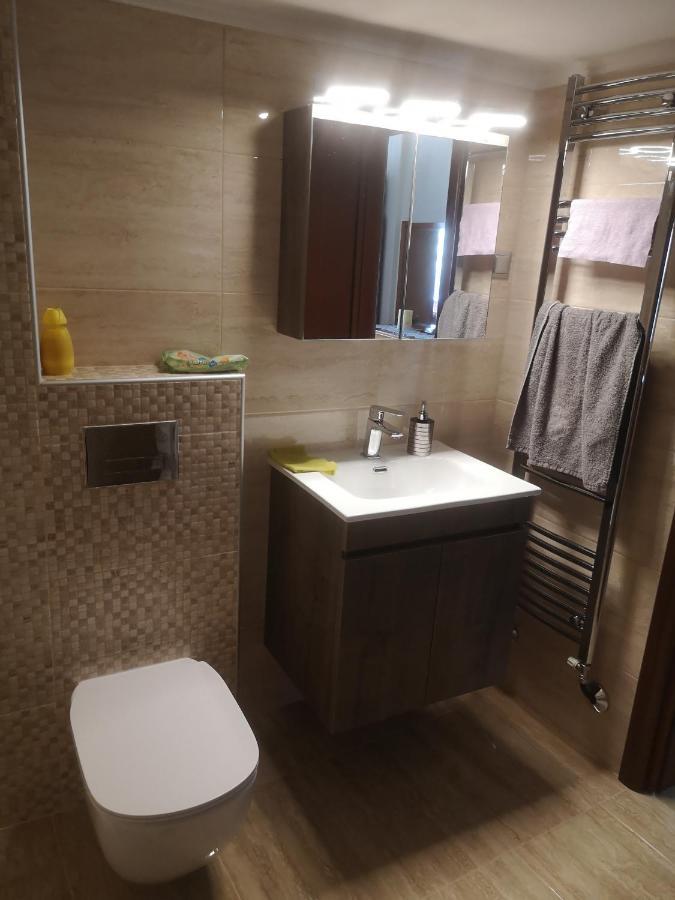 Comfortable Apartment In Kato Toumpa Thessaloníki Luaran gambar